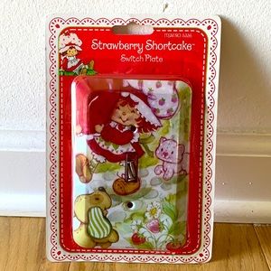 Strawberry shortcake switch plate